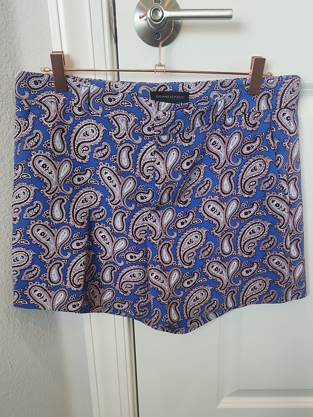 Banana Republic Blue Paisley Print Flat-Front Women's Shorts